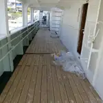 Tàu kéo lưới để bán