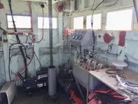 Tàu đổ bộ, chở hàng để bán