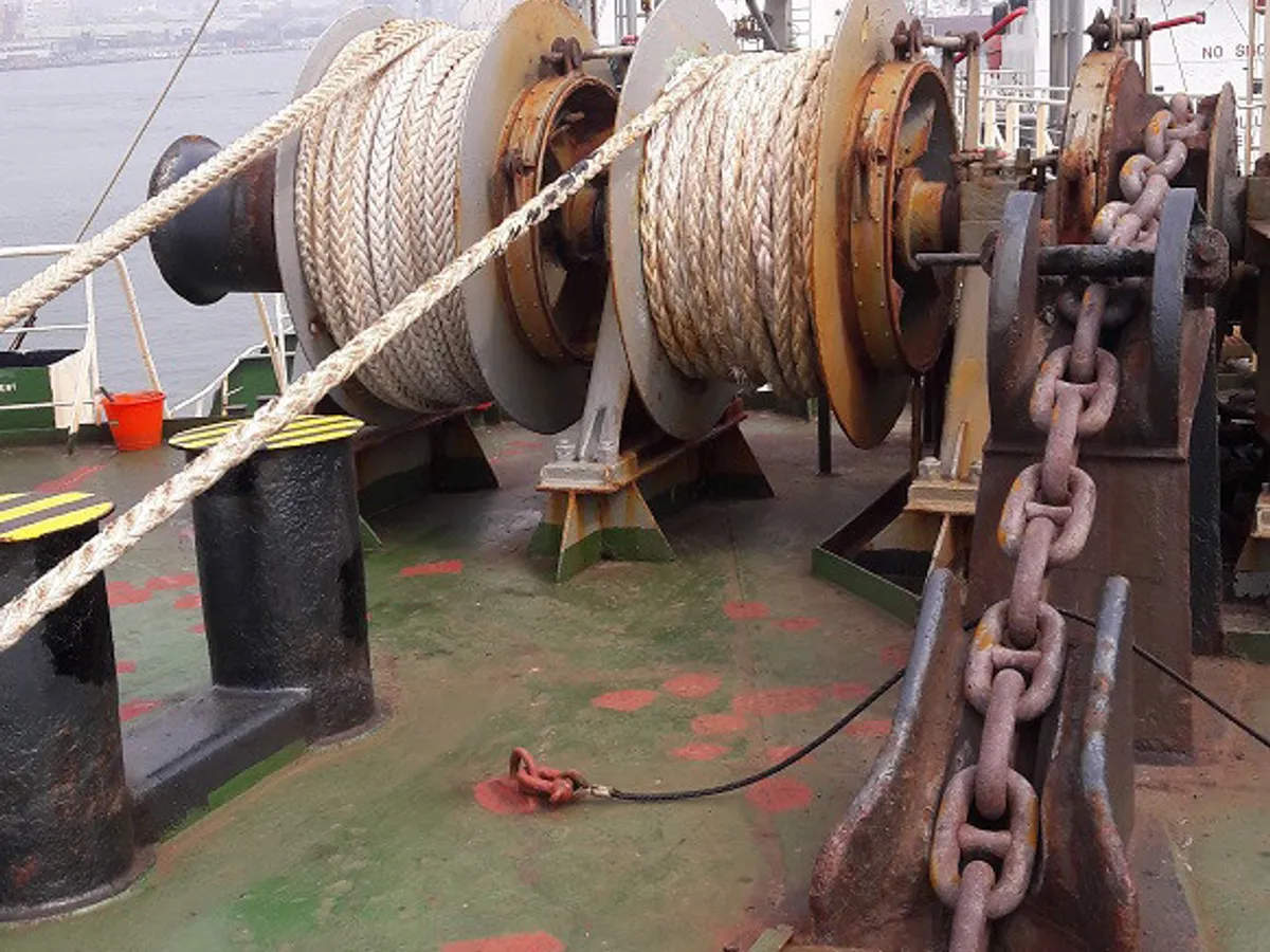 Tàu chở dầu/hóa chất để bán