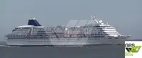 Tàu du lịch để bán