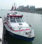 Tàu dẫn đường để bán