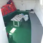 Tàu làm việc để bán