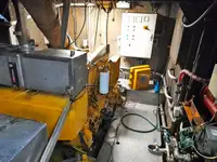 Tàu câu dài để bán
