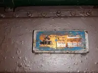 Tàu kéo lưới để bán