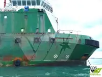 Tàu kéo để bán