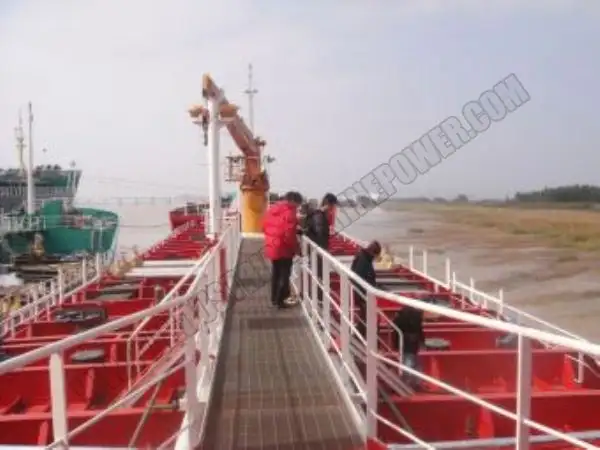 Tàu chở dầu/hóa chất để bán