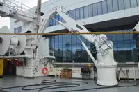 Tàu container để bán