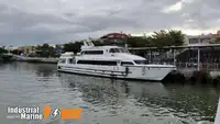Tàu chở khách để bán