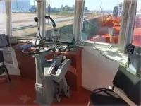 Tàu kéo để bán