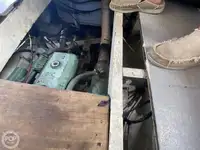 Tàu kéo lưới để bán