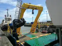 Tàu khảo sát để bán