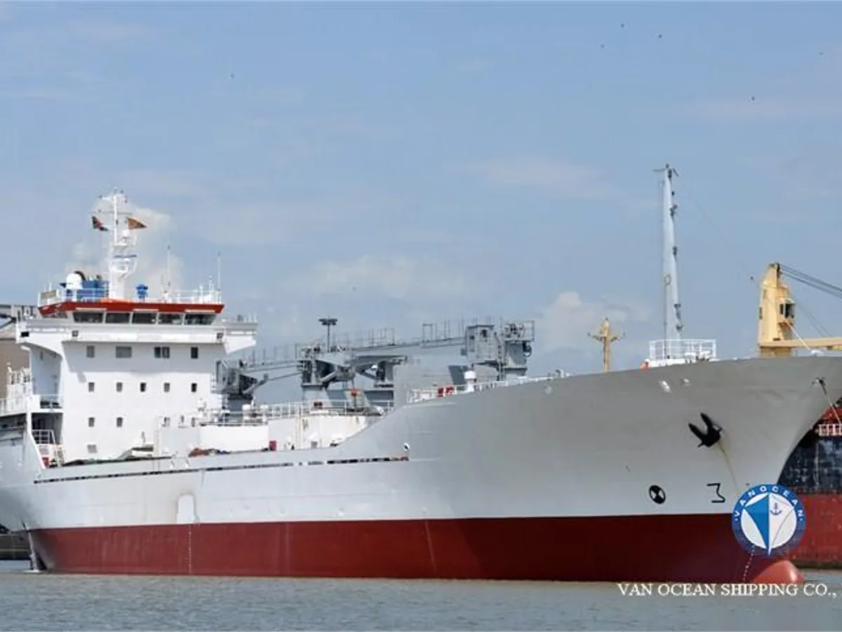 Tàu lạnh để bán