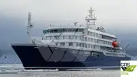 Tàu du lịch rao bán