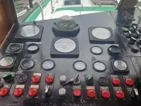 Tàu dẫn đường để bán