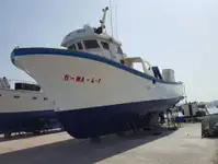 Thuyền làm việc rao bán