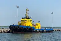 Tàu kéo để bán