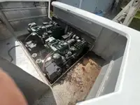 Tàu làm việc để bán