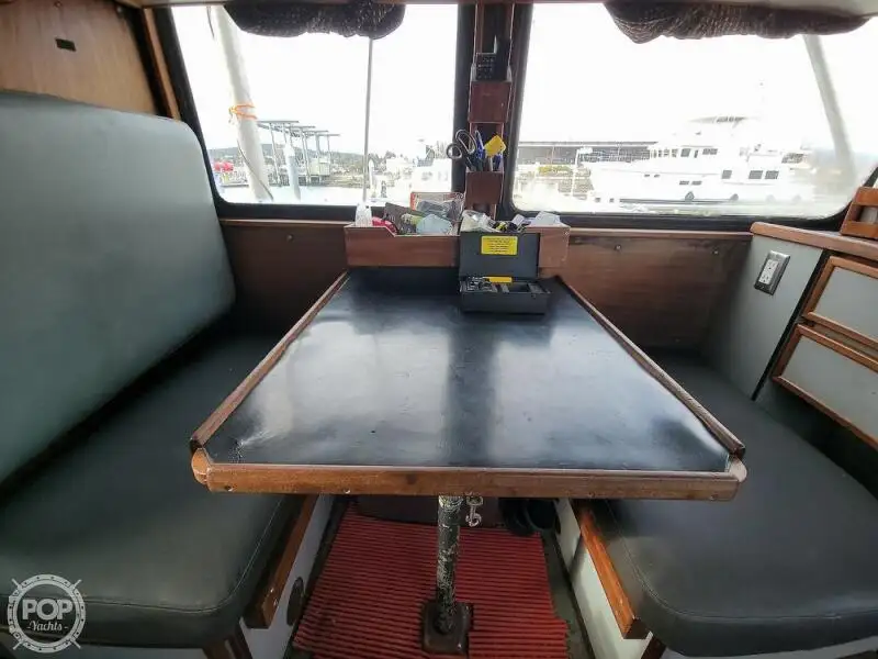 Thuyền cứu sinh để bán