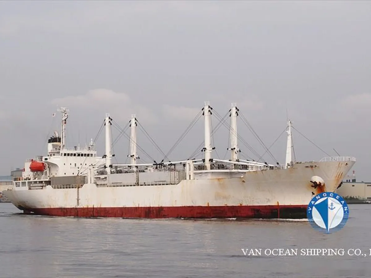Tàu lạnh để bán