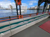 Tàu chở khách để bán