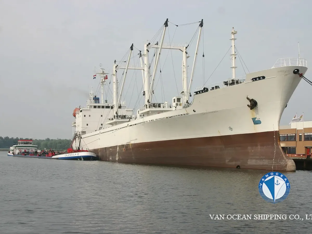 Tàu lạnh để bán