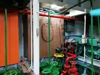 Tàu du lịch để bán
