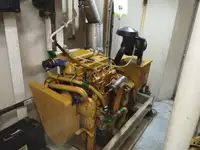 Tàu kéo để bán