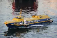 Tàu cánh ngầm để bán