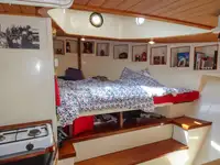 Tàu kéo để bán
