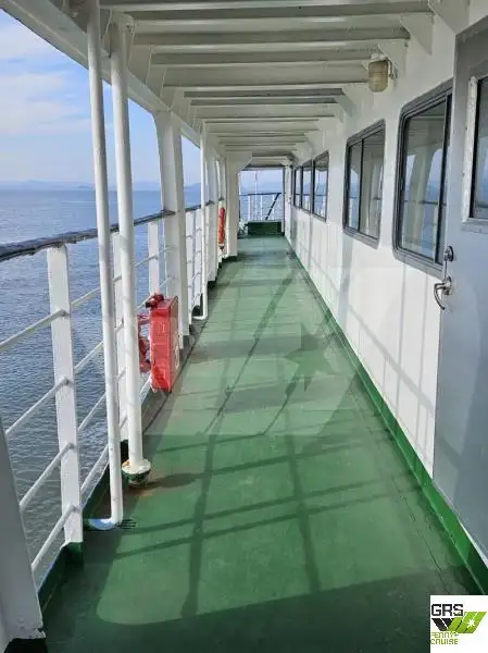 Tàu đổ bộ, chở hàng để bán
