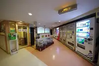 Tàu container để bán