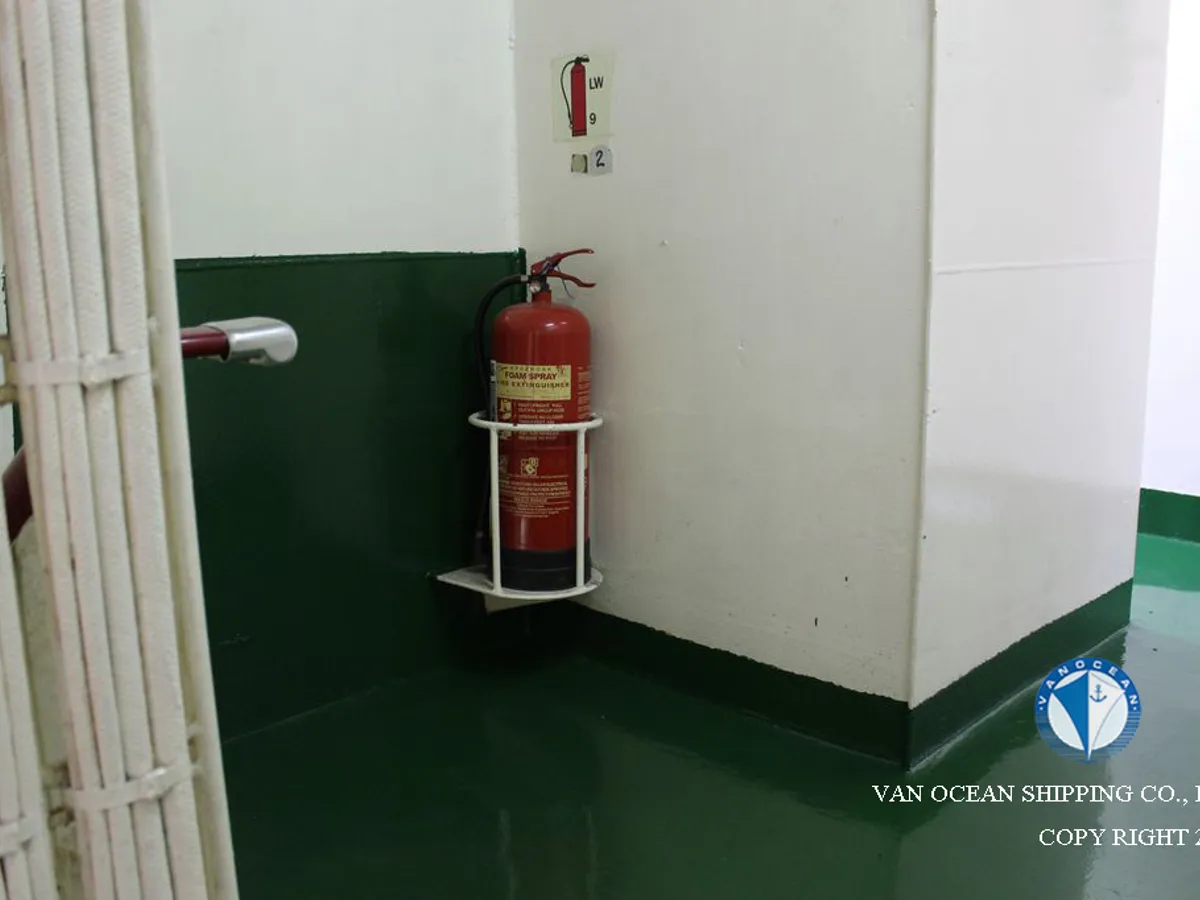 Tàu chở dầu/hóa chất để bán