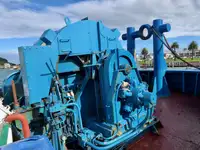 Tàu kéo để bán