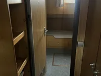 Tàu tuần tra để bán