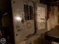 Tàu phà để bán