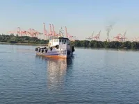 Tàu cung cấp để bán