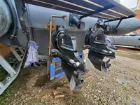Tàu khảo sát để bán