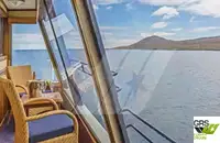 Tàu du lịch để bán