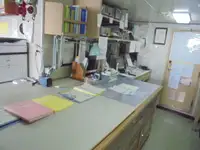 Tàu tuần tra để bán