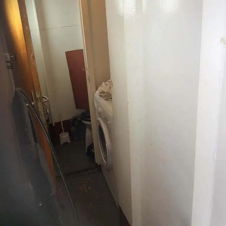 Tàu kéo để bán