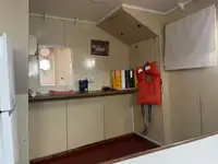 Tàu kéo để bán