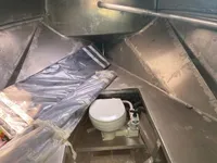 Tàu làm việc để bán