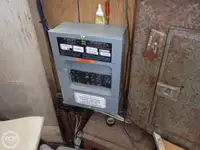 Tàu kéo lưới để bán