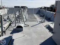 Tàu đổ bộ, chở hàng để bán