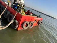 Tàu kéo để bán