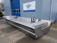 Tàu đổ bộ, chở hàng để bán