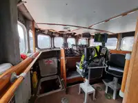 Thuyền cứu sinh để bán
