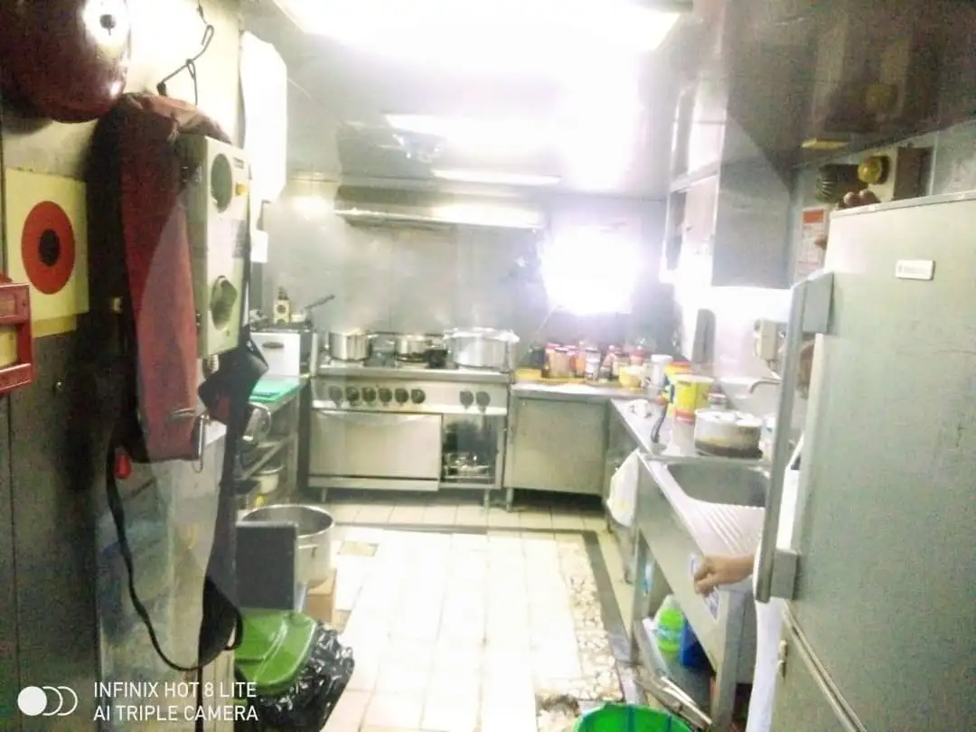 Tàu chở hàng rời để bán