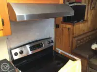 Tàu kéo lưới để bán