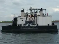 Tàu kéo để bán